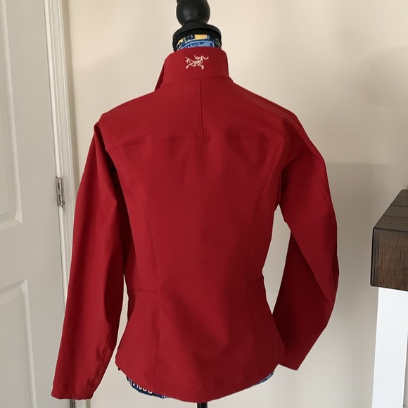 Arc’teryx gamma LT softshell jacket - Picture 3 of 5